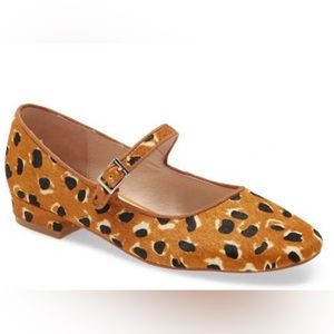 Intentionally Blank Kemp Flat Tan Cheetah